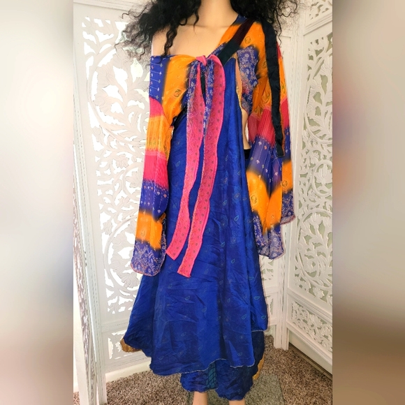 Exotic Blue & Gold Multicolor Silk Cropped Tie Top - Picture 8 of 15